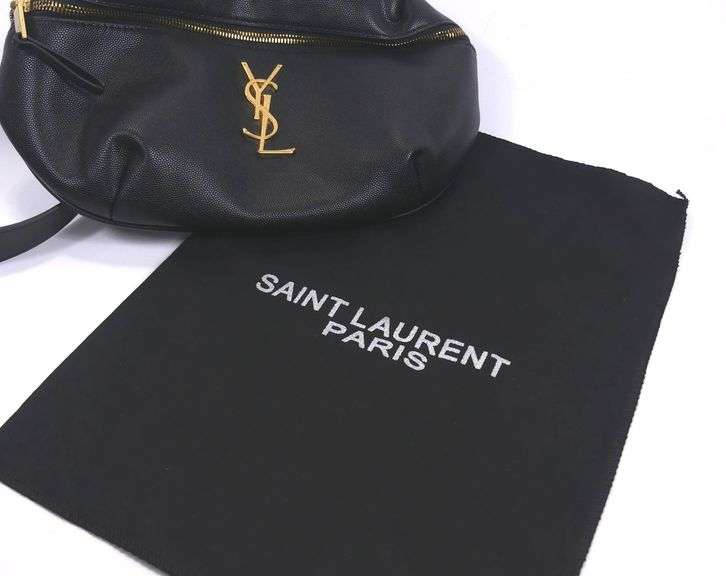 BLACK LEATHER CROSSBODY BAG