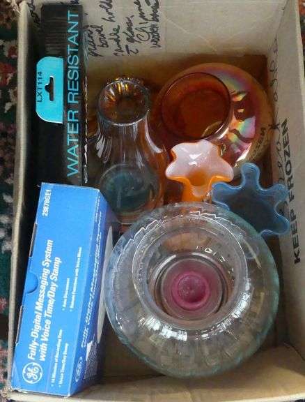 CANDLEHOLDERS, ART GLASS AND ELECTRONICS