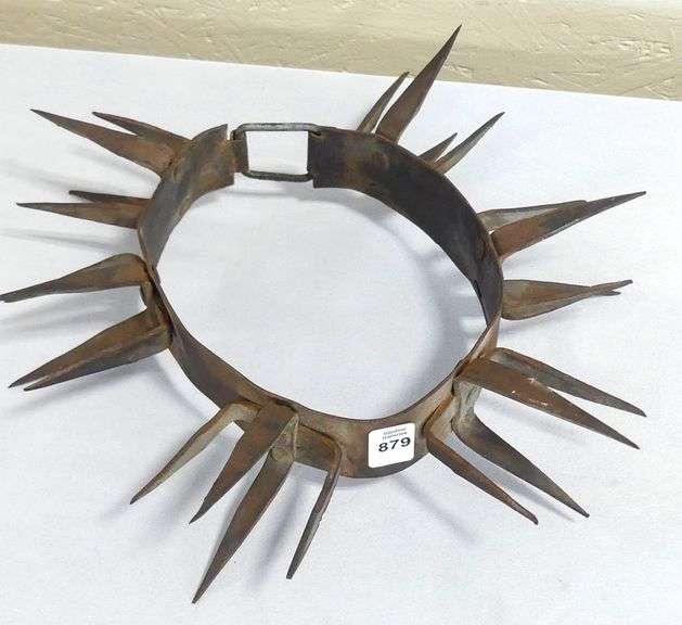 SPIKED DOG COLLAR