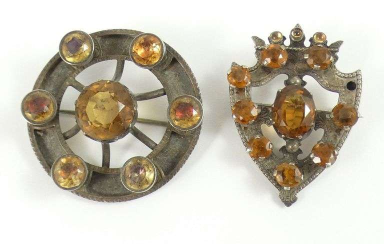 2 ANTIQUE SCOTTISH BROOCHES