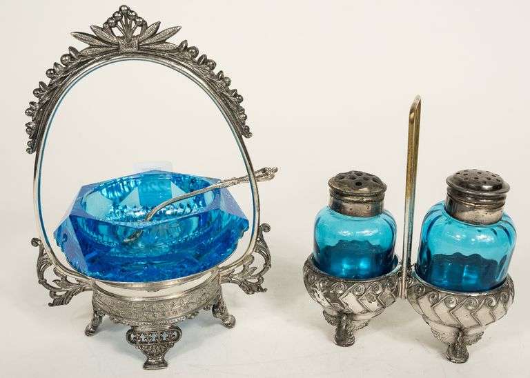 BLUE GLASS SHAKERS AND CONDIMENT BOWL