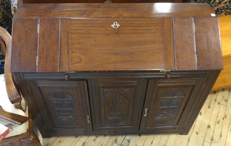 UNIQUE MAHOGANY SLANT FRONT DESK