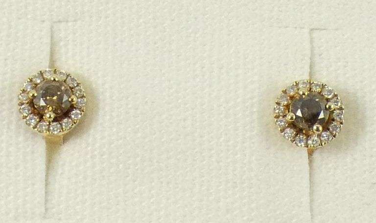 SUITE OF DIAMOND & GOLD JEWELLERY