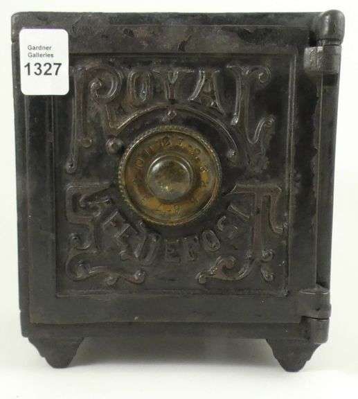 CAST IRON SAFE BANK
