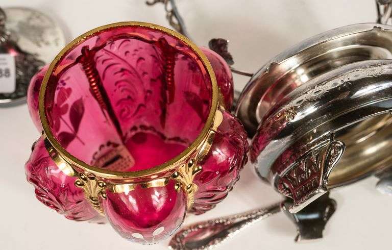 CRANBERRY GLASS PICKLE CRUET