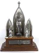 VINTAGE HAUSALTAR MUSIC BOX