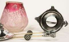 FROSTED GLASS PICKLE CRUET