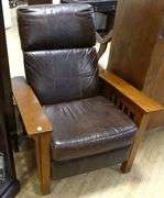 STICKLEY STYLE LEATHER RECLINER