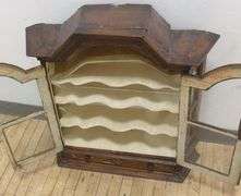 ANTIQUE CHINESE HANGING CABINET