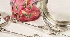 CRANBERRY GLASS PICKLE CRUET