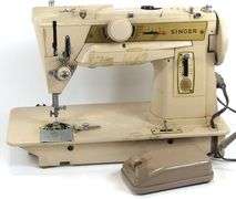 SINGER SEWING MACHINE