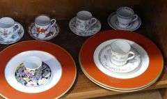 DINNER PLATES, DEMITASSE CUPS AND SAUCERS