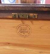 HONDERICH BLANKET BOX