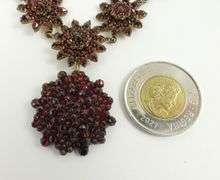 COLLECTION ANTIQUE GARNET JEWELLERY