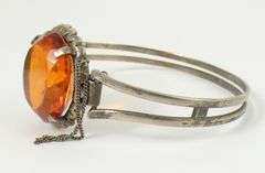 NECKLACE & 2 BRACELETS