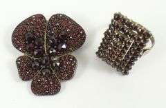 COLLECTION ANTIQUE GARNET JEWELLERY