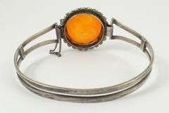 NECKLACE & 2 BRACELETS