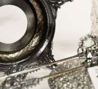 VICTORIAN GLASS PICKLE CRUET