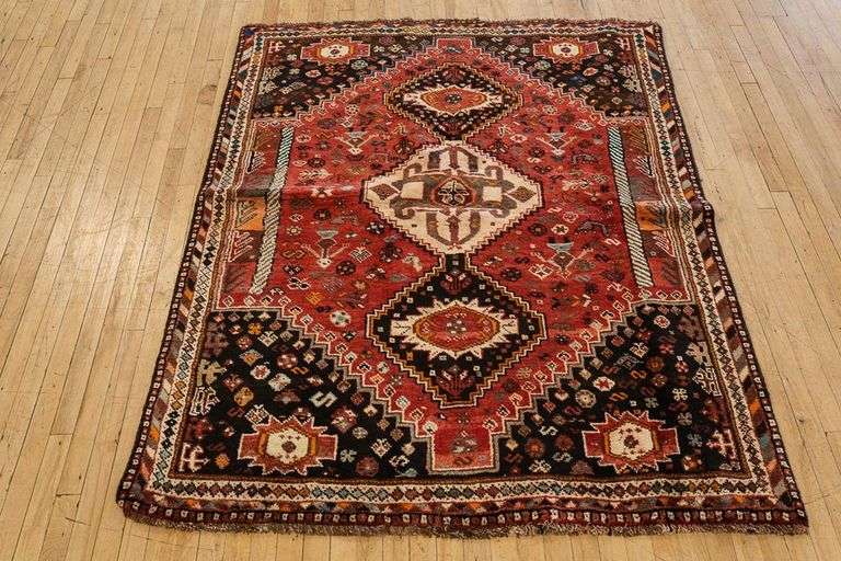 SHIRAZ RUG