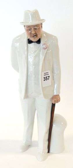 ROYAL DOULTON "WINSTON CHURCHILL" FIGURINE