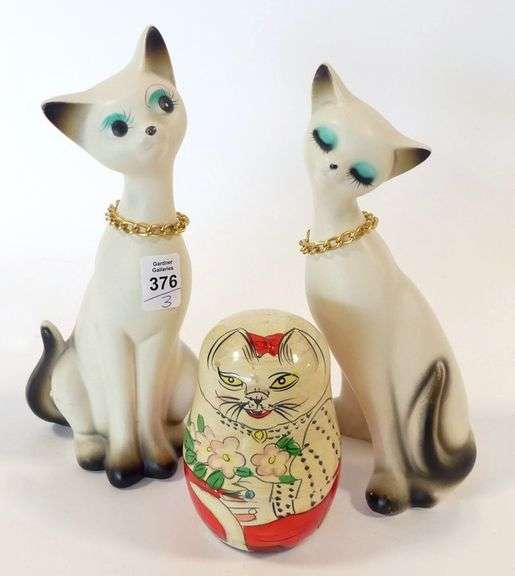 PAIR OF "CAT" FIGURINES AND NESTING DOLL