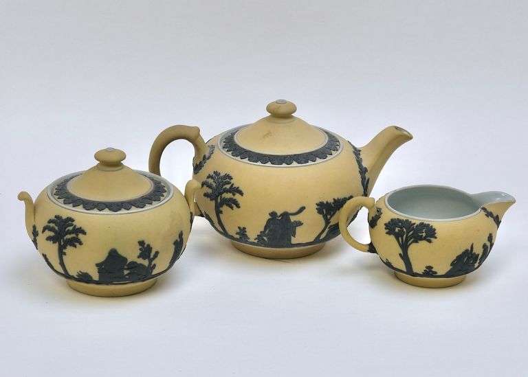 WEDGWOOD TEA SET
