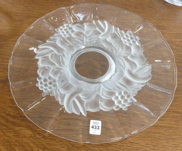 PRESSED GLASS AND CRYSTAL BOWL