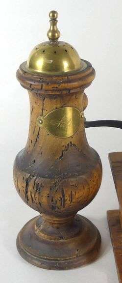 COFFEE GRINDERS & SALT MILL