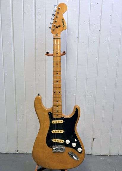 1980'S BRADLEY GUITAR
