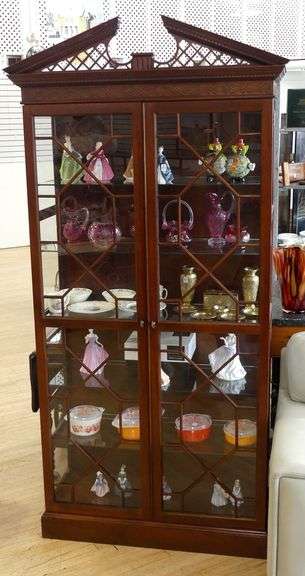 CHIPPENDALE DISPLAY CABINET