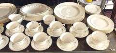 ROYAL WORCESTER "GOLD CHANTILLY" DINNERWARE