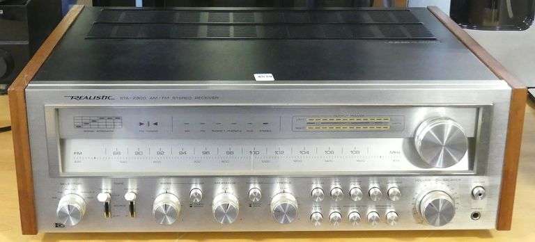 REALISTIC RECEIVER