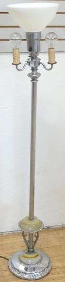 VINTAGE CHROME FLOOR LAMP
