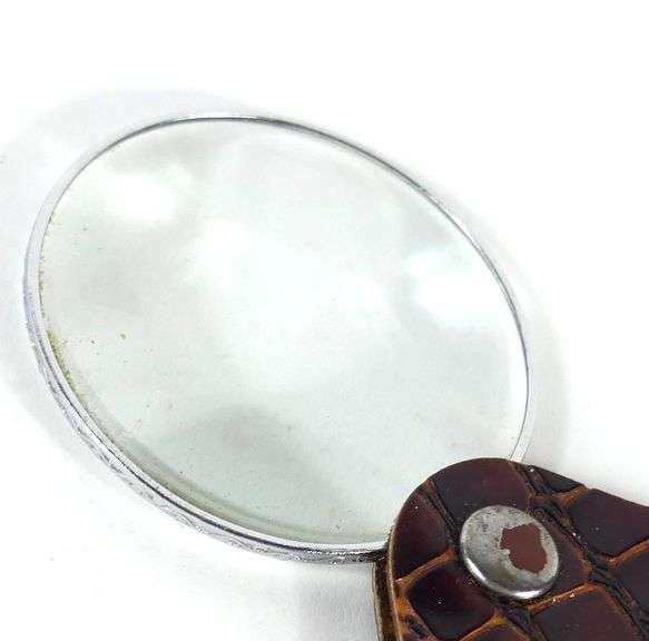 ANTIQUE MAGNIFIER