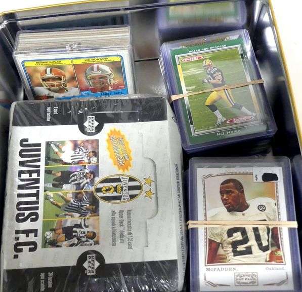FOOTBALL AND SOCCER CARDS