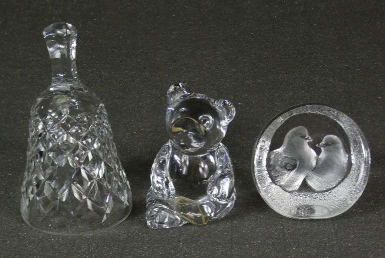 SIGNED CRYSTAL