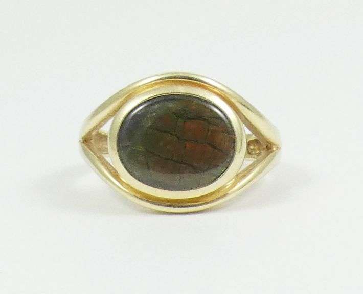 GOLD AMMOLITE RING