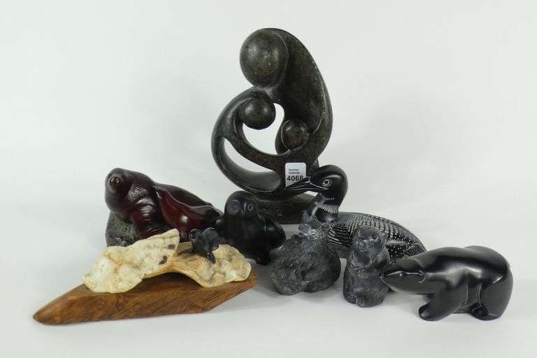 8 FIGURINES & ORNAMENTS