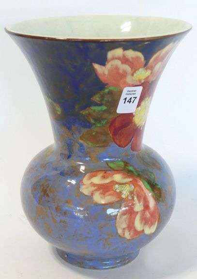 ANTIQUE ROYAL DOULTON VASE