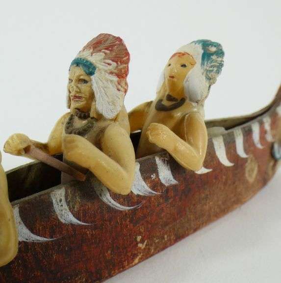 VINTAGE SOUVENIR ITEMS