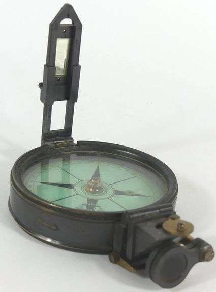 PRISMATIC FLOATING CARD COMPASS