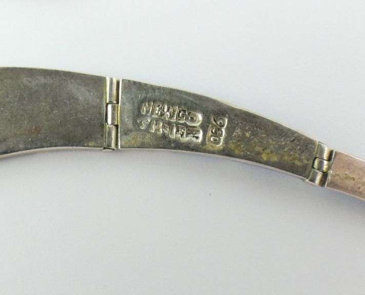 HIGH END SUITE MEXICAN SILVER