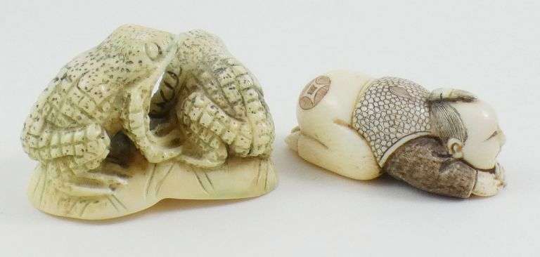2 MINIATURE IVORY CARVINGS