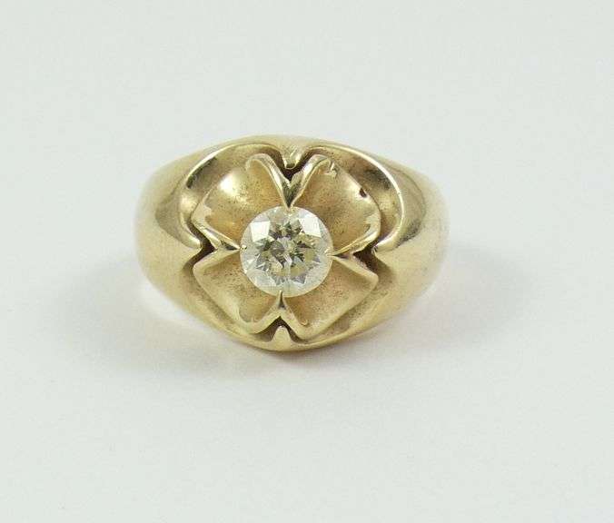 GENTLEMEN'S DIAMOND RING