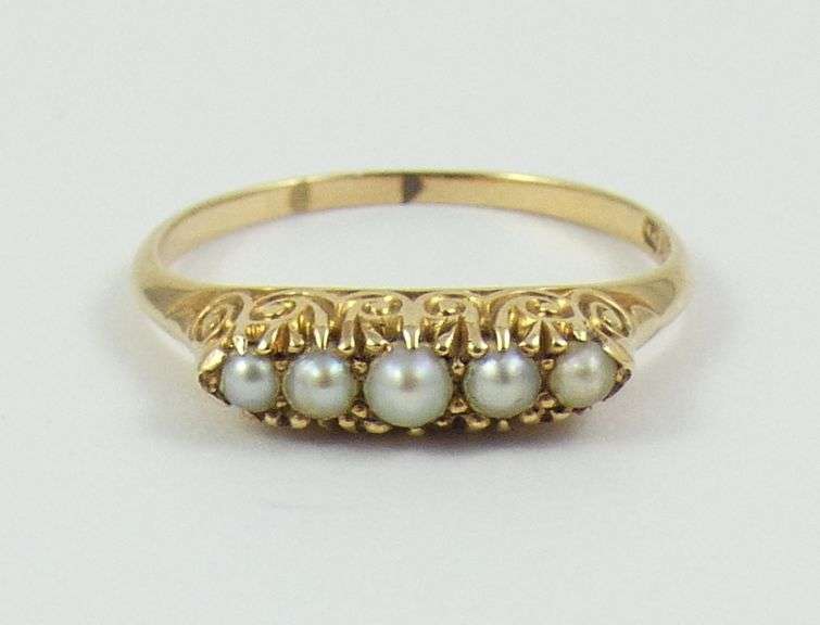 ANTIQUE/VINTAGE RING