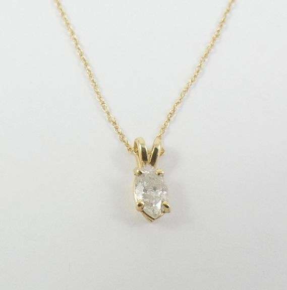 DIAMOND PENDANT ON CHAIN