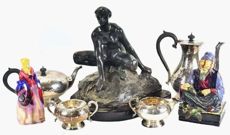 ESTATE DECORATIVE ARTS FEATURING ROYAL DOULTON