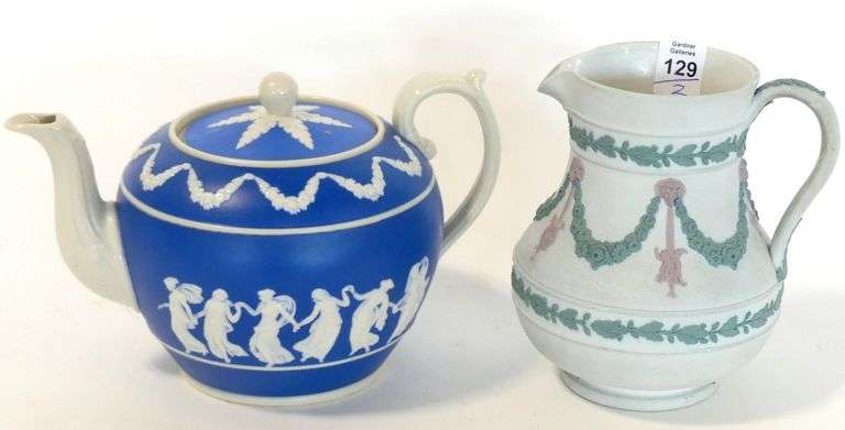SPODE TEAPOT AND WEDGWOOD CREAM PITCHER