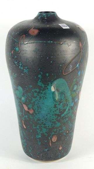KAYO O'YOUNG VASE