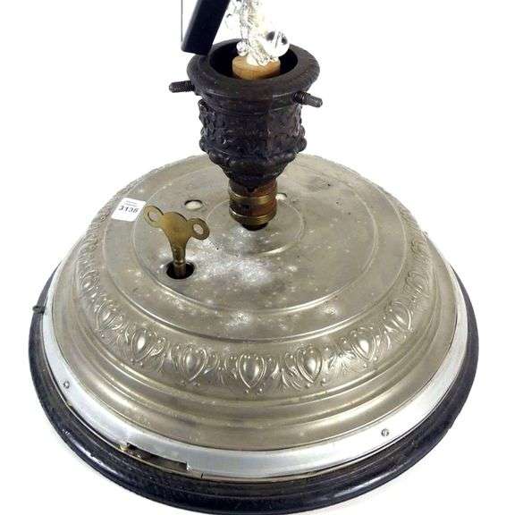RARE MECHANICAL/MUSICAL KEYWIND TREE STAND